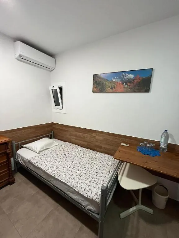 Room For 4 Next To Bcn Airport El Prat de Llobregat Apartmán